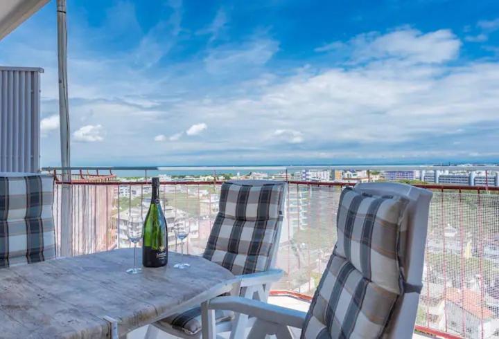 리그나노 사비아도로 Splendido Attico, Piscina E Vista Mare 아파트 외부 사진